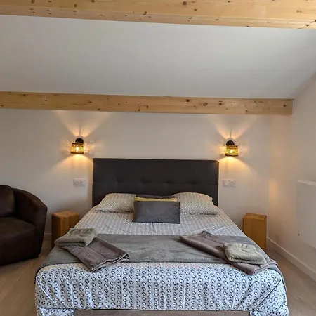 Avec Piscine Chauffée, Jardin Clos Et Wifi à - Fr-1-653-264 Casa rural Baignes-Sainte-Radegonde